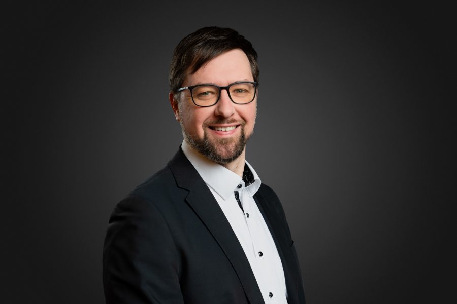Alexander Uhlig